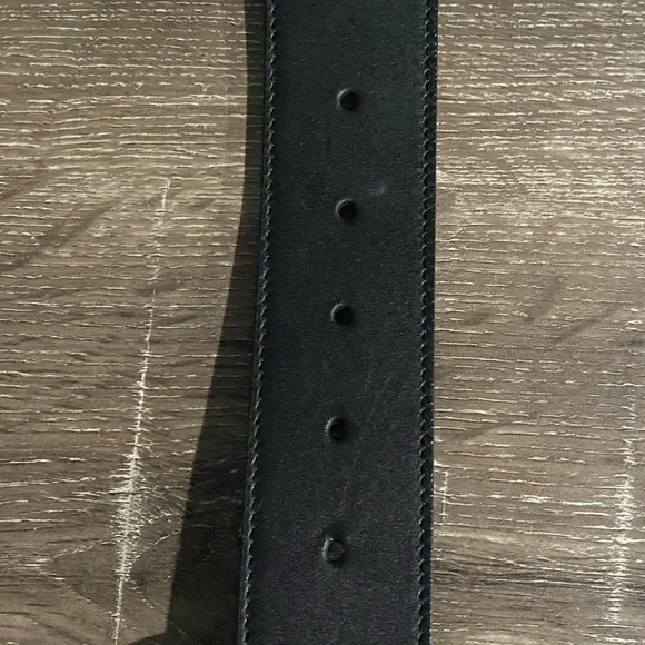 Gucci Black Leather Belt - Picture 7 of 7